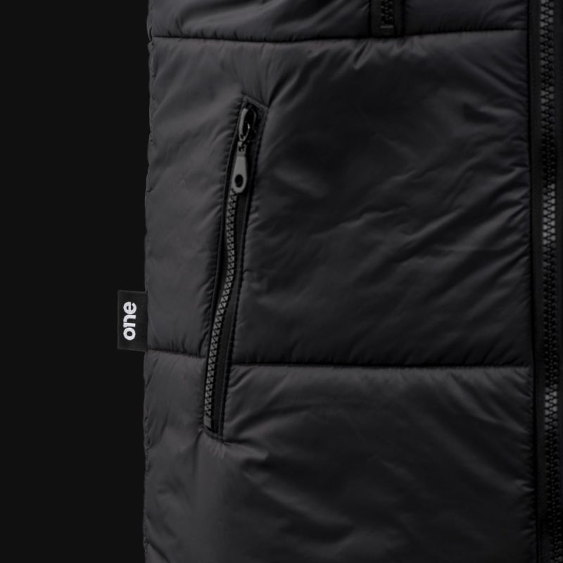 gilet da uomo nero con cappuccio tech one 1