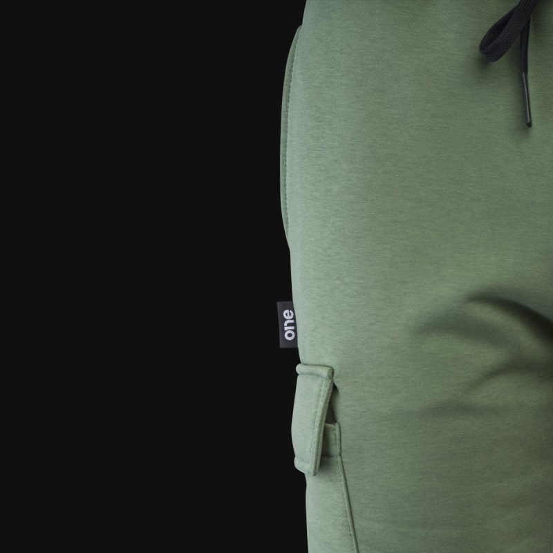 pantalone tuta da uomo verde opale con tasche sage one