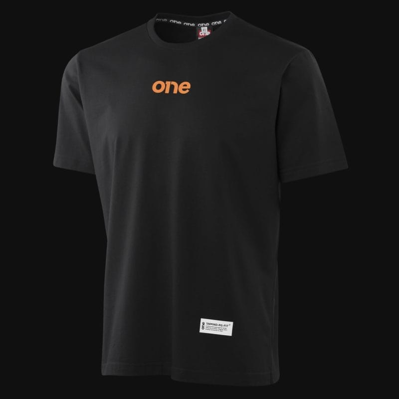 T-shirt premium da uomo nera - HTO - 02
